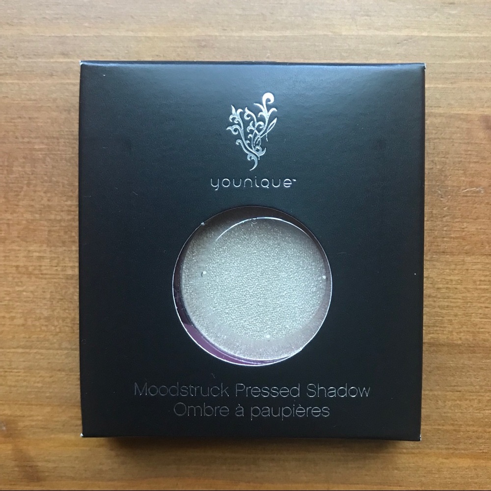 YOUNIQUE PRESSED EYE SHADOW - Exhilarated.